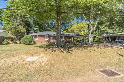 264 East Broad Street, Winder, GA 30680 - Photo 6