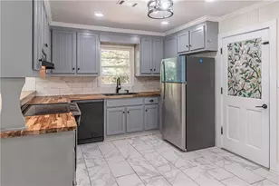 264 E Broad St, Winder, GA 30680 - Photo 18