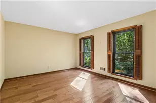 225 Tallow Box Dr, Roswell, GA 30076 - Photo 12
