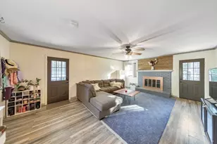 1648 Lancaster Dr, Marietta, GA 30066 - Photo 4