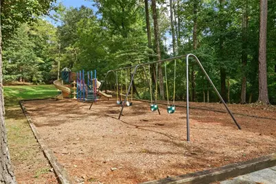9270 N Lake Drive, Roswell, GA 30076 - Photo 54