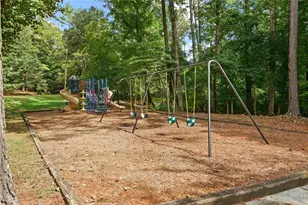 9270 N Lake Dr, Roswell, GA 30076 - Photo 54