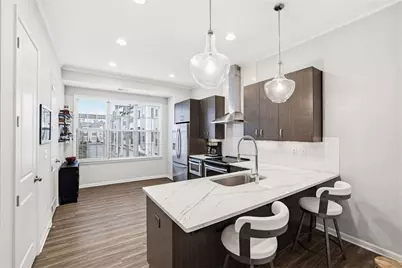 629 Broadview Place NE, Atlanta, GA 30324 - Photo 1