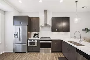 629 Broadview Pl NE, Atlanta, GA 30324 - Photo 2