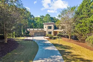 561 Bayberry Crossing Dr, Gainesville, GA 30501 - Photo 2