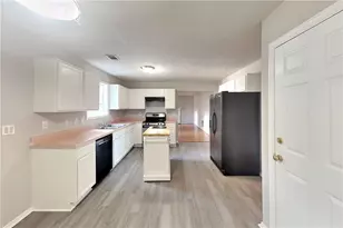 7185 Lone Oak Way, Lithonia, GA 30058 - Photo 6