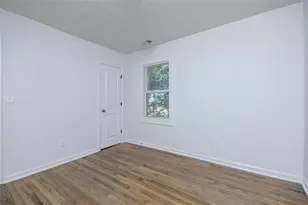 1858 Bayberry Dr SW, Atlanta, GA 30311 - Photo 8