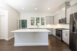 3163 Rutter Dr, Atlanta, GA 30345 - Photo 14