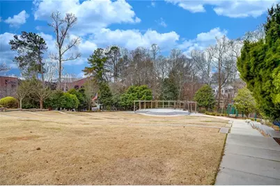 400 Hunters Glen Court, Atlanta, GA 30328 - Photo 64