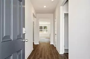 138 White Spruce Wy, Newnan, GA 30265 - Photo 2