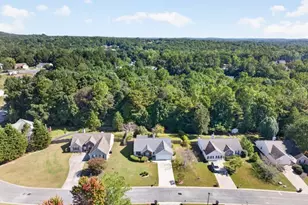 6285 Huntcliff Dr, Flowery Branch, GA 30542 - Photo 46