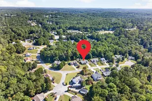 6285 Huntcliff Dr, Flowery Branch, GA 30542 - Photo 2