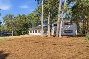 4804 Thompson Mill Rd, Lithonia, GA 30038 - Photo 4