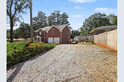 1886 Briarlake Circle, Decatur, GA 30033 - Photo 32