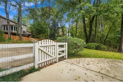 1726 W Point Circle, Marietta, GA 30068 - Photo 32