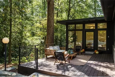 922 Barton Woods Road NE, Atlanta, GA 30307 - Photo 2