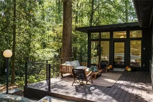 922 Barton Woods Rd NE, Atlanta, GA 30307 - Photo 2