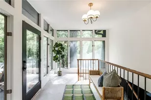 922 Barton Woods Rd NE, Atlanta, GA 30307 - Photo 10