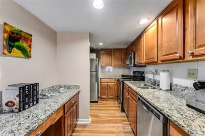 6900 Roswell Road #Q26, Atlanta, GA 30328 - Photo 16