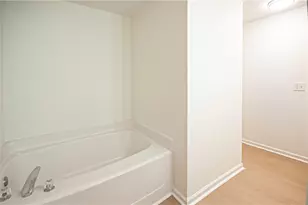 210 Parkgreen Rd, Lawrenceville, GA 30044 - Photo 22