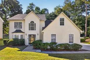 729 Stonebrook Dr Dr, Lithonia, GA 30058 - Photo 1