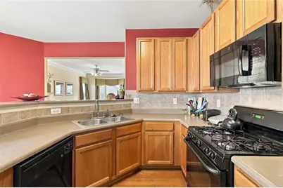 2752 Rocky Court, Atlanta, GA 30349 - Photo 10
