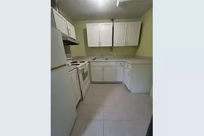 6003 Wellborn Trace #GARDEN APT, Lithonia, GA 30058 - Photo 2