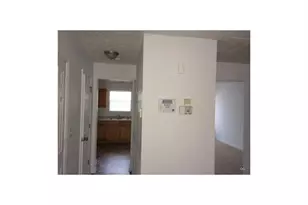 2269 Wind Rose Ct, Lithonia, GA 30058 - Photo 2