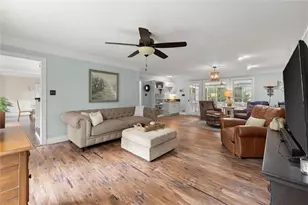 4487 Quarter Horse Dr NE, Roswell, GA 30075 - Photo 18