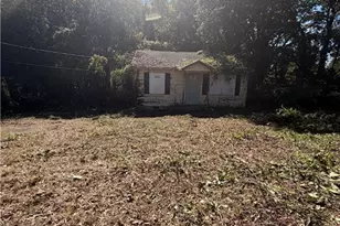 194 Carver Cir NW, Atlanta, GA 30314 - Photo 2
