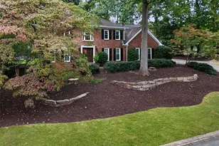 2859 Interlaken Dr, Marietta, GA 30062 - Photo 6