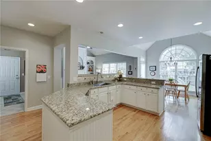 982 Spring Park Ln, Suwanee, GA 30024 - Photo 10
