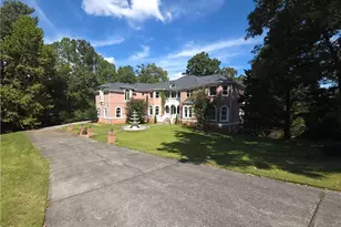 10 Club Ct, Alpharetta, GA 30005 - Photo 2