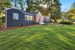 1807 Buckeye St, Atlanta, GA 30310 - Photo 2