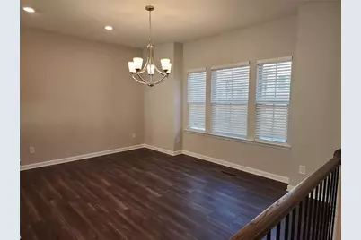 327 Commons Avenue, Woodstock, GA 30188 - Photo 4