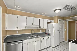 620 S Gordon Circle, Hapeville, GA 30354 - Photo 10