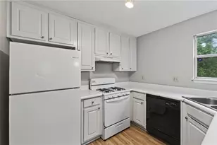 807 Tramore Dr, Stockbridge, GA 30281 - Photo 10