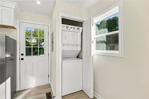 2293 Ewing St SW, Atlanta, GA 30331 - Photo 16