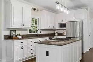 3807 Upland Dr, Marietta, GA 30066 - Photo 18