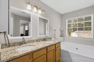 5531 Skylar Creek Ln, Buford, GA 30518 - Photo 38