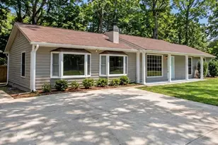 617 Deerfield Ln, Norcross, GA 30093 - Photo 2