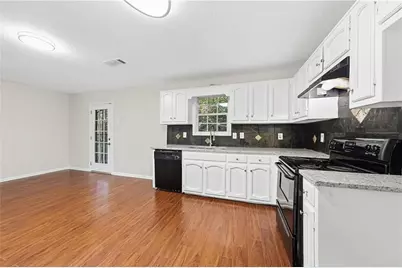 529 Poplar Way, Palmetto, GA 30268 - Photo 8