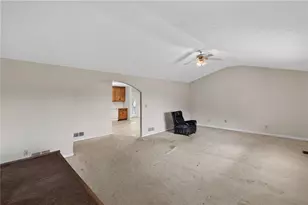 1701 Beeks Rd, Williamson, GA 30292 - Photo 8