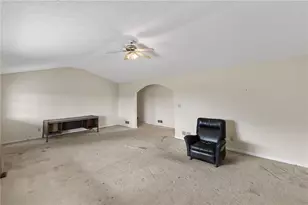 1701 Beeks Rd, Williamson, GA 30292 - Photo 12