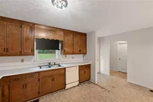 1701 Beeks Rd, Williamson, GA 30292 - Photo 20
