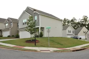 783 Lobdale Falls Dr, Lawrenceville, GA 30045 - Photo 2
