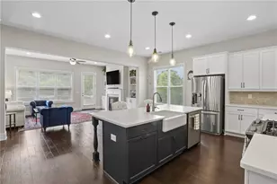 895 Samples Ln NW, Atlanta, GA 30318 - Photo 8