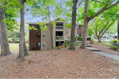 704 Barrington Hills Drive, Sandy Springs, GA 30350 - Photo 2