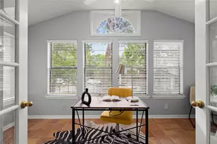 704 Barrington Hills Dr, Sandy Springs, GA 30350 - Photo 14