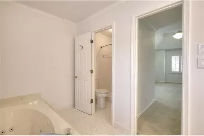 1321 Lakeshore Drive, Snellville, GA 30078 - Photo 32